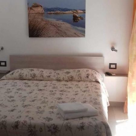 Domo Silvia Bed & Breakfast La Maddalena  Exterior photo