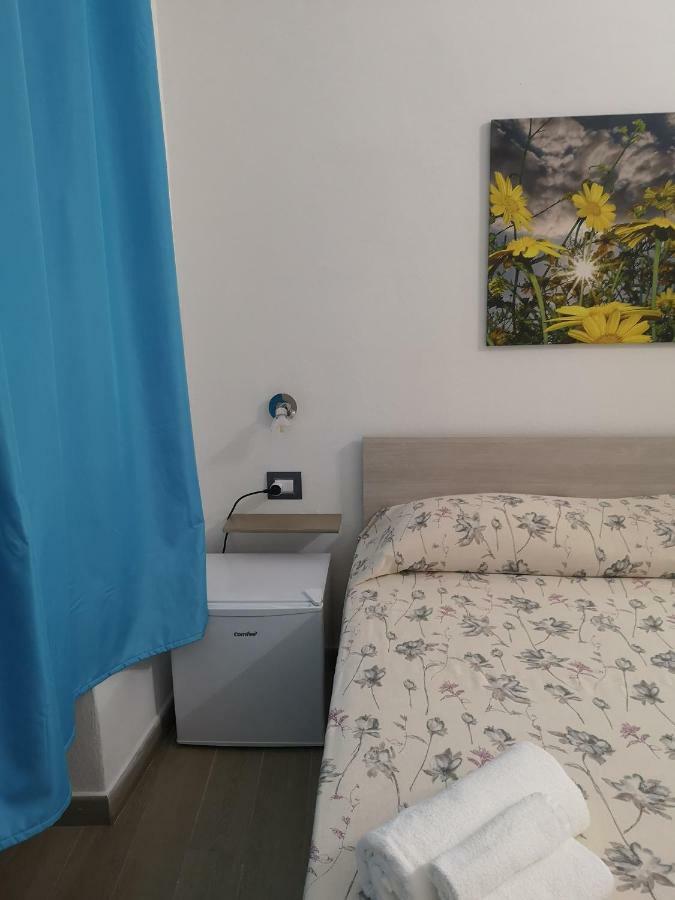 Domo Silvia Bed & Breakfast La Maddalena  Exterior photo